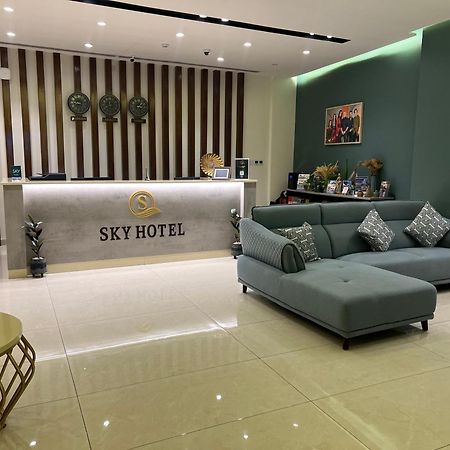 Sky Hotel Aqaba Esterno foto